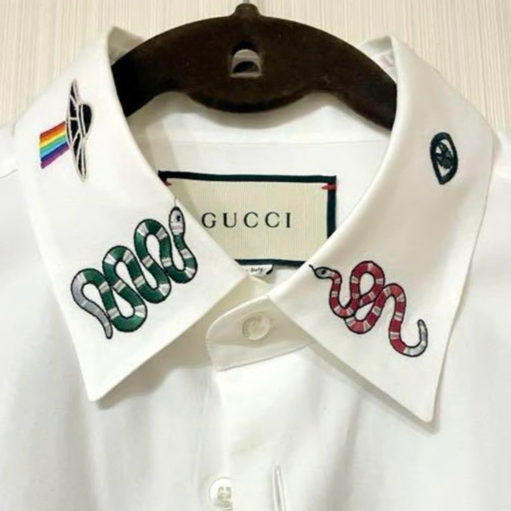 Gucci White Men's Shirt with Embroidered Snakes